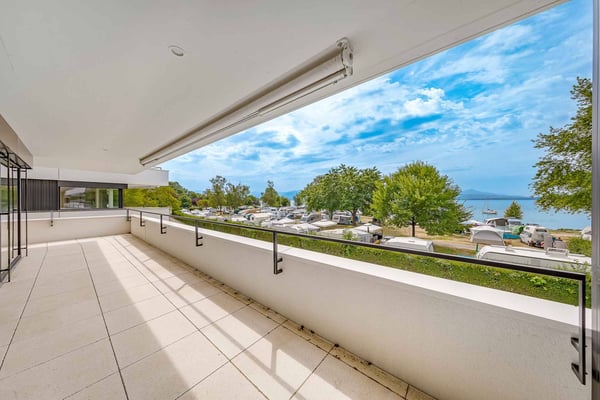 Luxueux 4.5 pièces traversant avec balcon couvert de 76m2 7