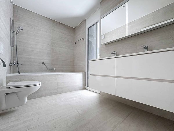 Luxueux 4.5 pièces traversant avec balcon de 76m2 et vue panoramique sur le lac 7