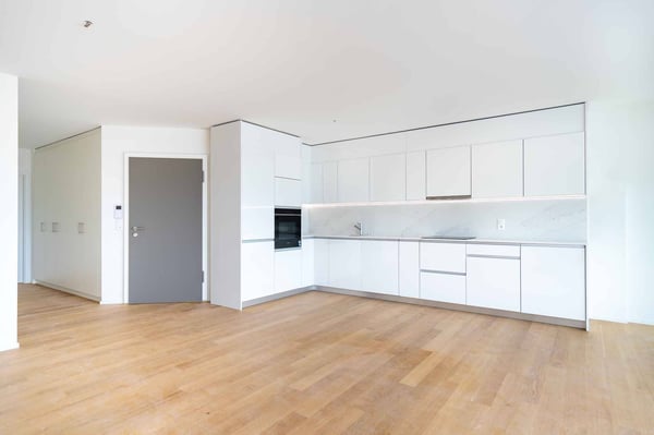 UNIQUE! Attique de 5.5 pièces de 180m2 bénéficiant d'un rooftop terrasse de 168m2 avec vue panoramique sur le lac et les Alpes 3