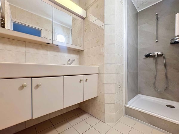 Magnifique appartement de 6.5 pièces avec balcon 8