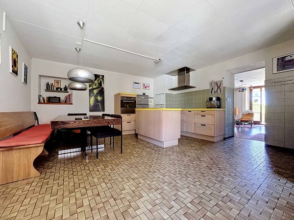 Maison de 6.5 pièces avec potentiel de construction 3