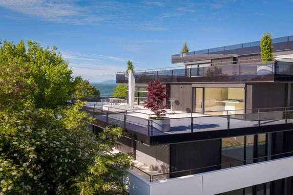 Appartement neuf de 5.5 pièces avec balcon couvert et rooftop terrasse