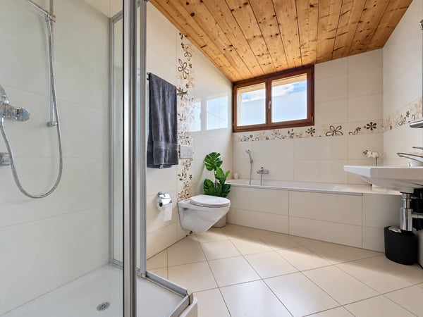 Villa familiale avec vaste jardin plat, vue sur les Alpes et environnement privilégié 10
