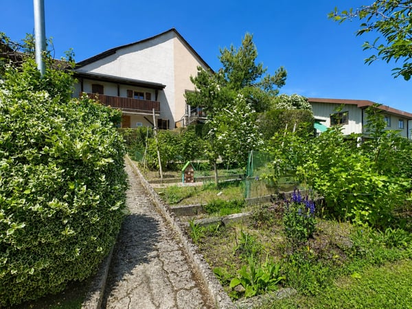 Maison de 6.5 pièces avec potentiel de construction 12