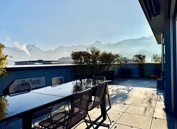 Attique 5.5 pièces - terrasse panoramique de 106 m2 2