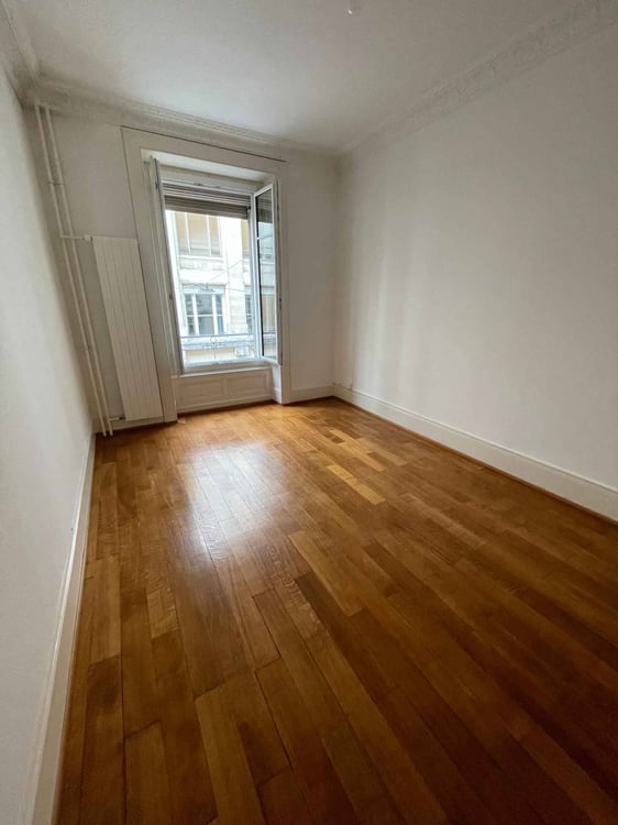 Appartement 4 pièces au 2ème étage - 1003 Lausanne 9