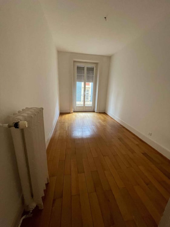 Appartement 4 pièces au 2ème étage - 1003 Lausanne 8