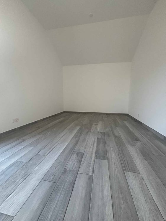 Charmant Appartement 4,5 pièces au 2ème étage - 1162 ST-PREX 10
