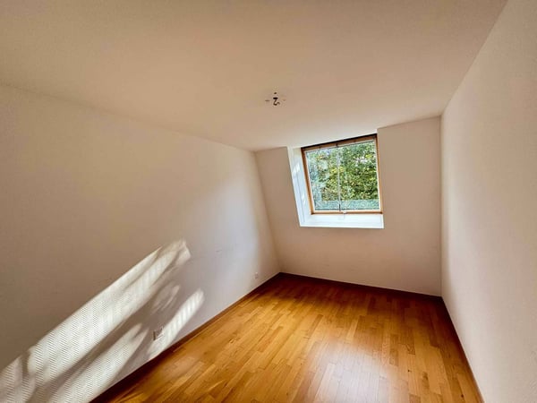 Bel appartement de 4,5 pièces en attique au centre de Lausanne 6