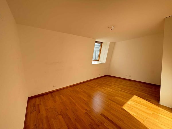 Bel appartement de 4,5 pièces en attique au centre de Lausanne 5