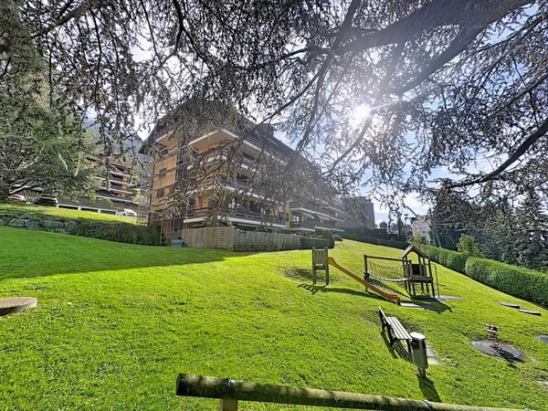 Superbe 1.5 pièces 150 m2 magnifiquement rénové avec grand balcon 13