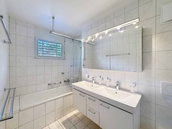 Spacieux et Lumineux 1.5 p avec grand balcon 10