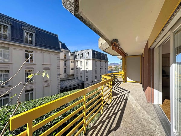 Spacieux 1.5 pièces de 12 m2 + grand balcon 2