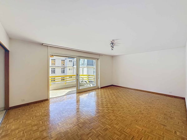 Grand 1.5 pièces de 16 m2 + balcon et terrasse 3