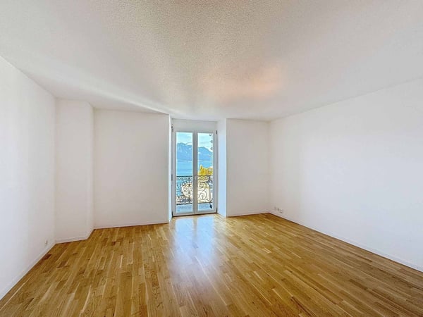 1 pièces de 78 m2 + 2 balcons - Superbe vue sur le Lac 4