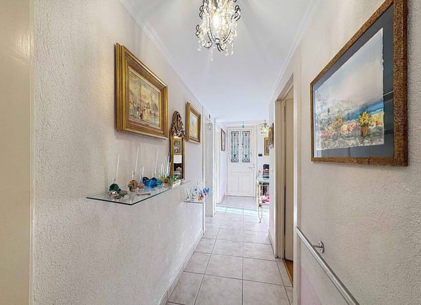 4.5 pièces avec cachet et grand balcon 8