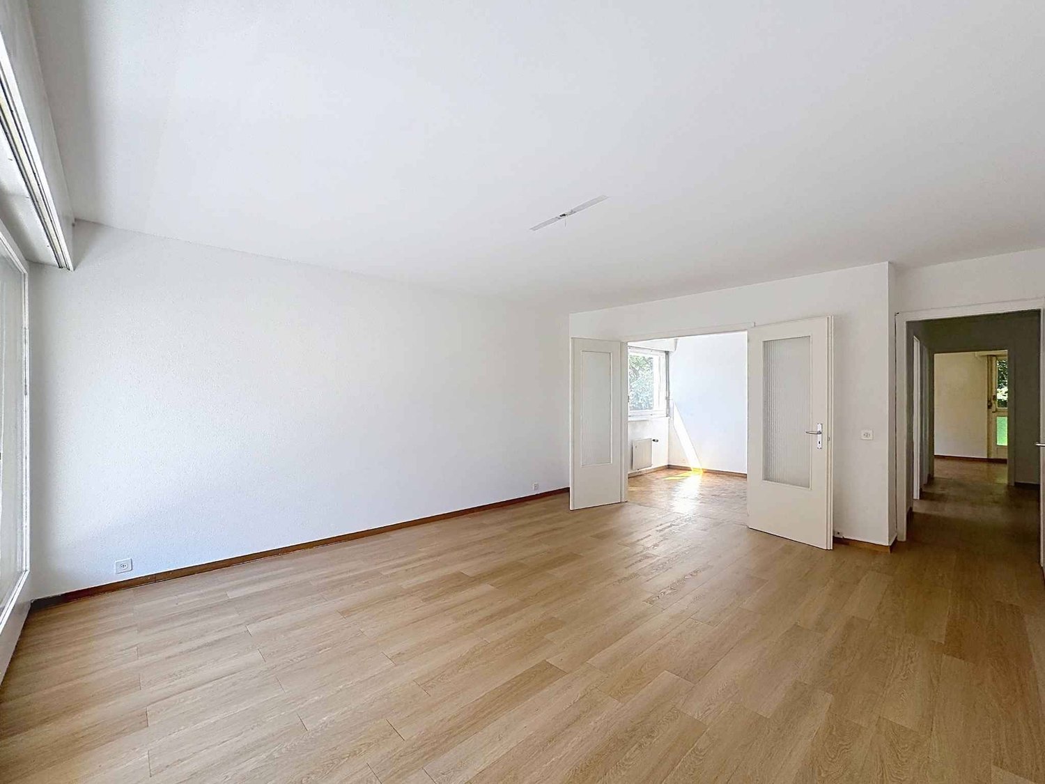 Immobilie in Montreux - Spacieux 7.5 p de 91 m2 avec potentiel  - 2 balcons - Bild 3