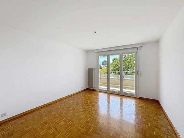 Lumineux 3.5 pièces de 77.5  m2 + grand balcon 17.5 m2 9