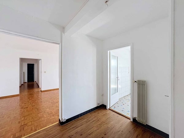 Lumineux 3.5 pièces de 77.5  m2 + grand balcon 17.5 m2 6
