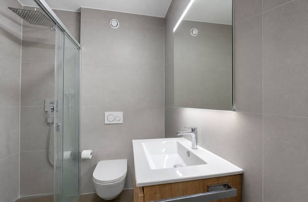 Bel appartement récent de 3.5 pièces avec grand balcon et vue sur le Lac 12