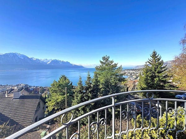 Superbe 2.5 pièces de 72 m2 avec balcons et Très belle vue sur le lac 1