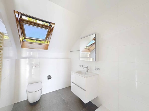 Superbe 2.5 pièces de 72 m2 avec balcons et Très belle vue sur le lac 8