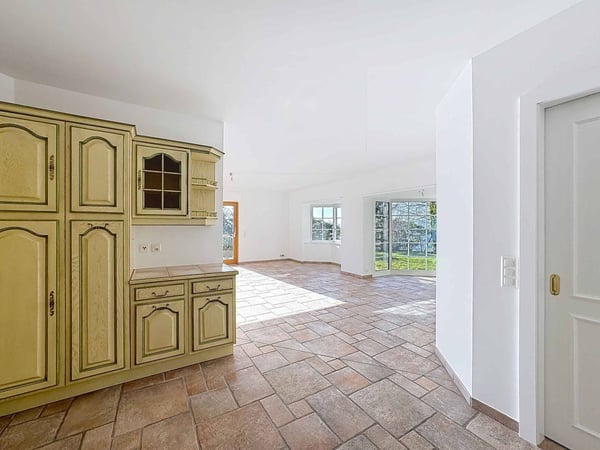 4.5 pièces de 147 m2 avec grande terrasse et jardin privatif 9