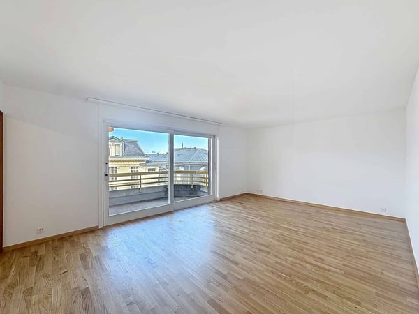 Au dernier étage - Grand 3.5 pièces sur 1 niveau de 79 m2 + balcon 4