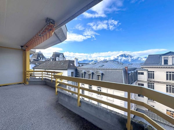 Au dernier étage - Grand 3.5 pièces sur 1 niveau de 79 m2 + balcon 1