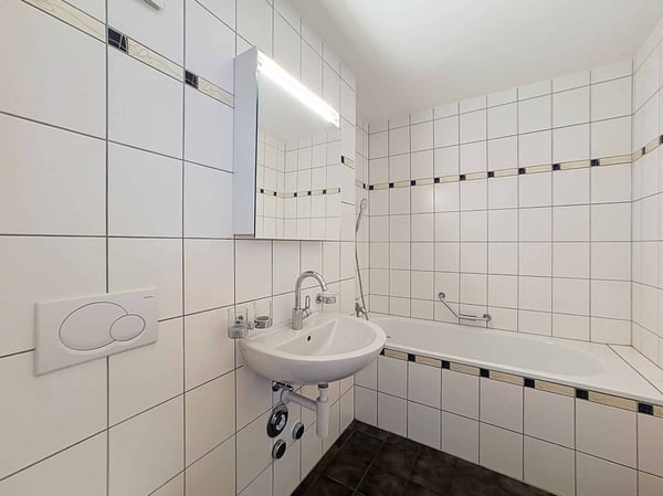 Spacieux 4.5 pièces de 131 m2 avec grande terrasse 6