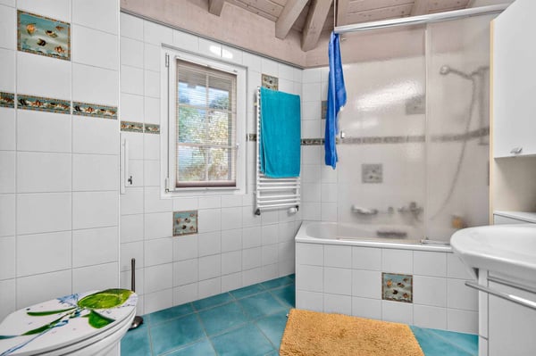 Villa individuelle de 4.5 pièces avec piscine - Très belle vue sur le Lac 10