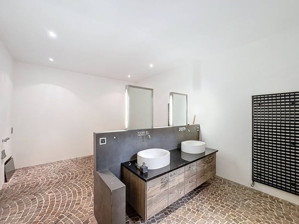 Surface administrative en plein centre-ville 7