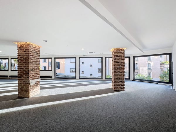 Surface administrative en plein centre-ville 3