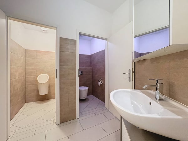 Surface administrative en plein centre-ville 9