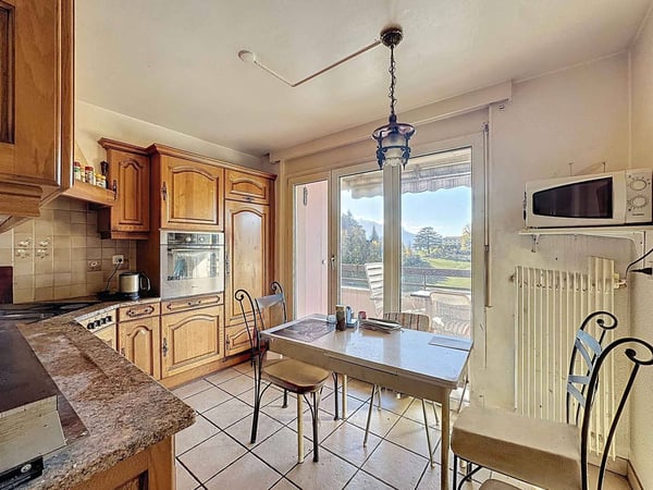 Appartement en attique 1.5 pièces, ensoleillement optimal 3