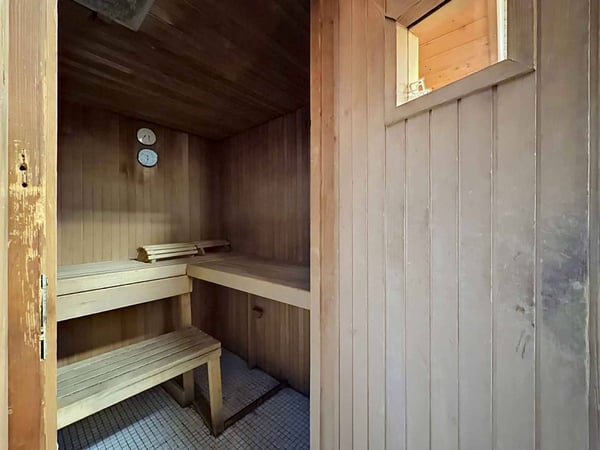 Authentique chalet de montagne avec vaste capacité d'hébergement 11