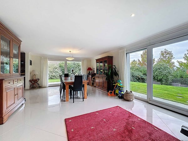 Élégante villa contemporaine de 7.5 pièces 3