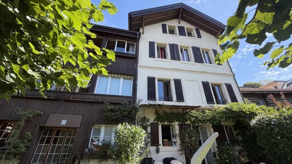 UN APPARTEMENT DE CHARME SUR LES HAUTEURS DE MONTREUX 2