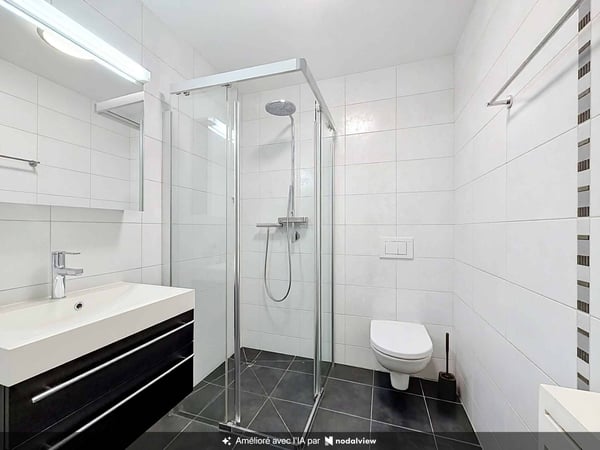 Lumineux 2.5 pièces avec grande terrasse 9