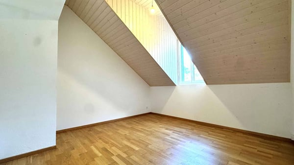 Bel attique de 4,5 pièces avec grande mezzanine 7