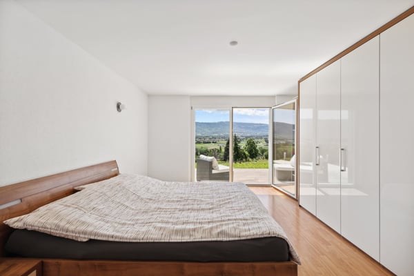Rare Villa Individuelle avec piscine face aux vignobles 8