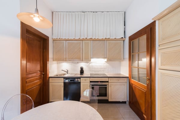 Bel appartement avec grande terrasse en Vieille-Ville 2