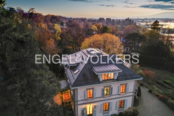 Propriété d'exception - sublime maison de Maître avec vue et accès lac 1