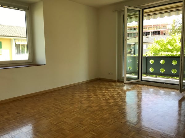 schöne und helle 3-Zimmerwohnung im 2. OG nähe Bachgraben 6