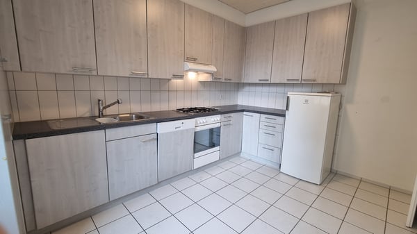Helle 3.5-ZWG mit grossem Balkon & gemütlicher Wohnküche 5