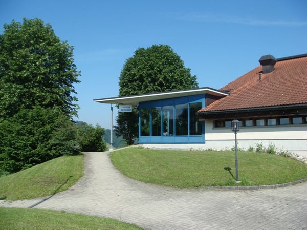 ehemaliges Sportzentrum mit Potential für Neunutzung! 3