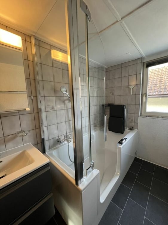 Zweifamilienhaus im steuergünstigen Horn 4