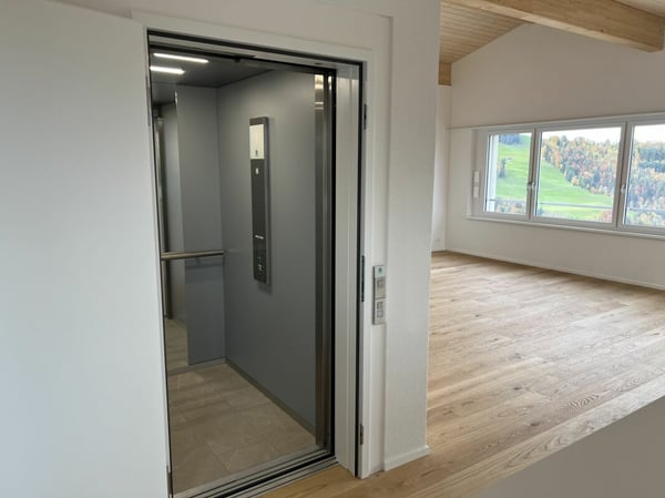 Moderne Dachwohnung mit Weitsicht C4.1 11