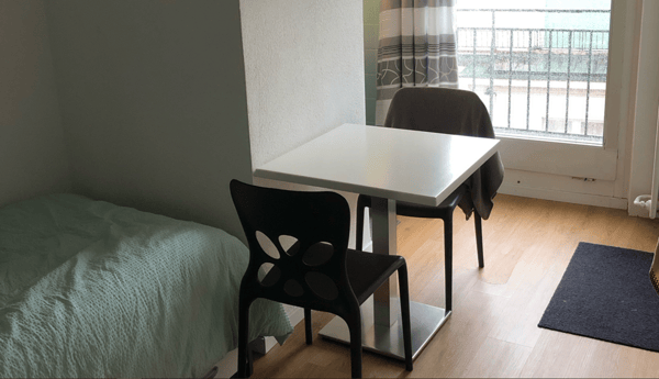 Charmant studio avec vue sur le lac 5