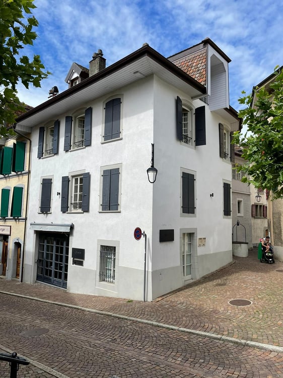 Chambre idéalement située dans immeuble au bord du lac 1